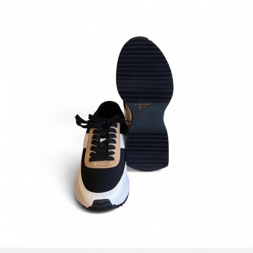 DV by Dolce Vita Black/White/Tan Platform Chunky Sneakers Women’s Size 7 - Picture 5 of 5